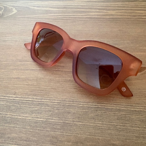 French connection square acetate sunglasses - Picture 1 of 5